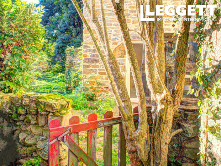 Image No.2-4 Bed House for sale
