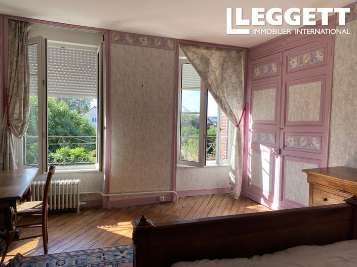 Image No.6-2 Bed House for sale