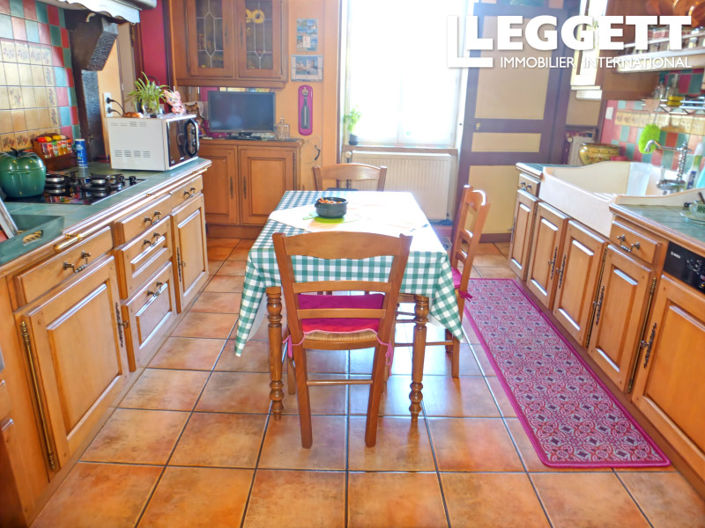 Image No.6-3 Bed House for sale