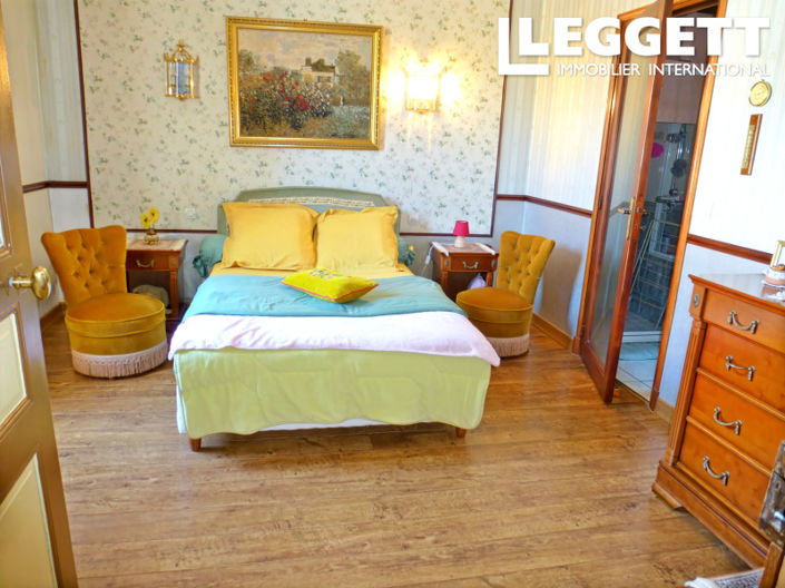 Image No.9-3 Bed House for sale
