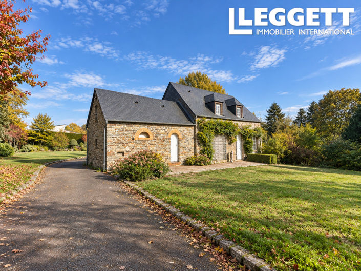 Image No.9-6 Bed House for sale