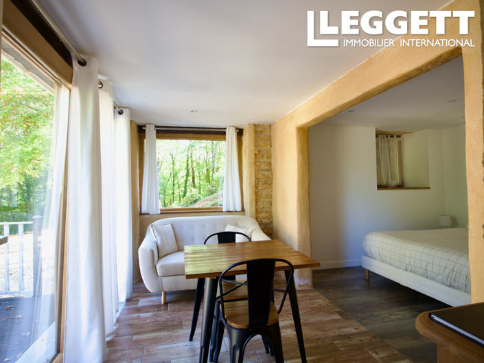 Image No.6-2 Bed House for sale