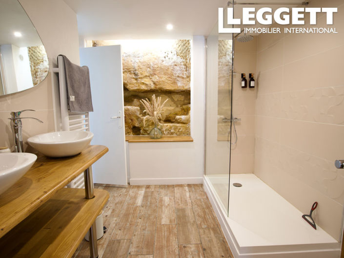 Image No.7-2 Bed House for sale