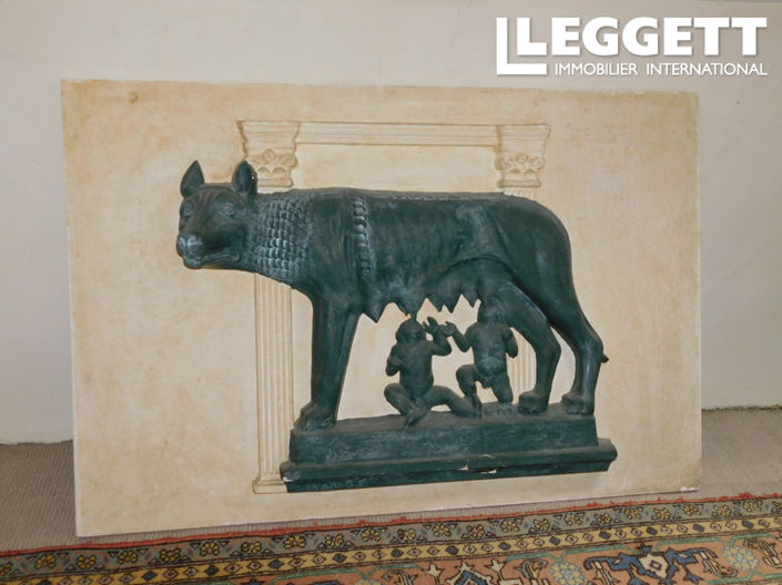 Image No.8-Châteaux à vendre