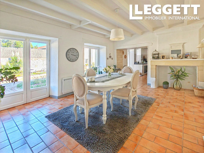 Image No.4-4 Bed House for sale