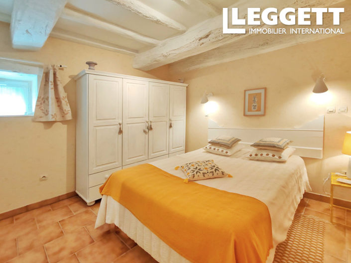 Image No.6-4 Bed House for sale