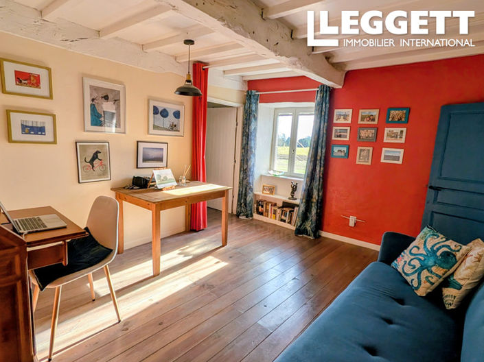 Image No.8-3 Bed House for sale