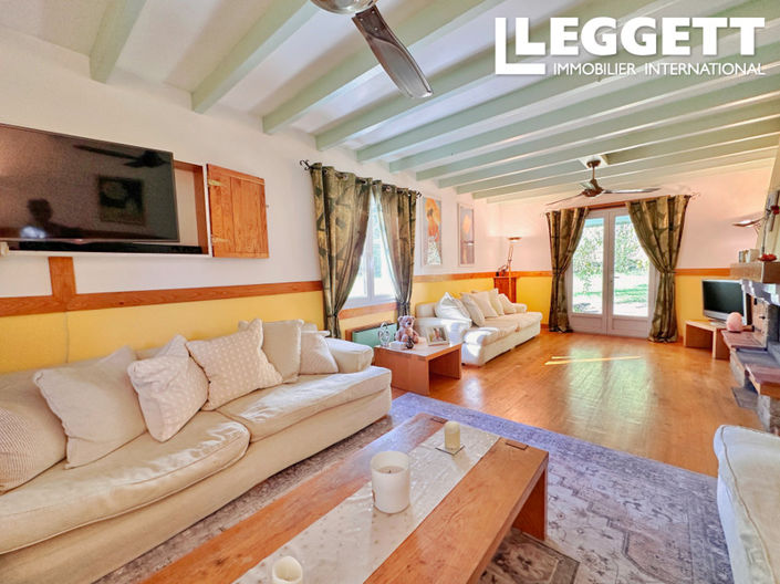 Image No.2-4 Bed House for sale