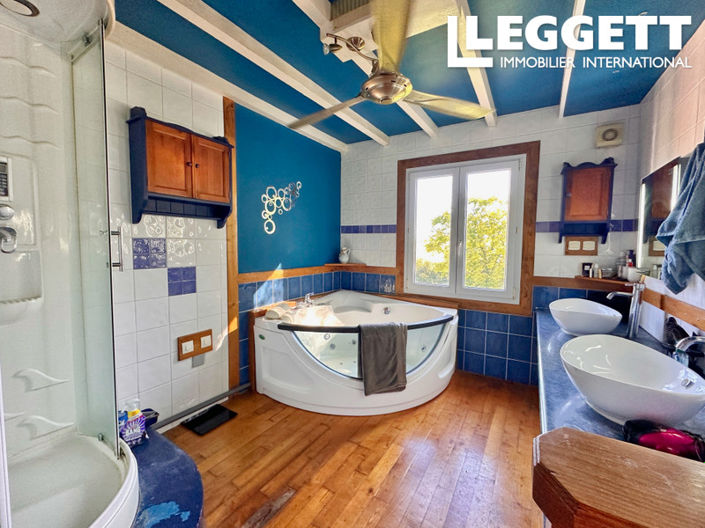 Image No.6-4 Bed House for sale