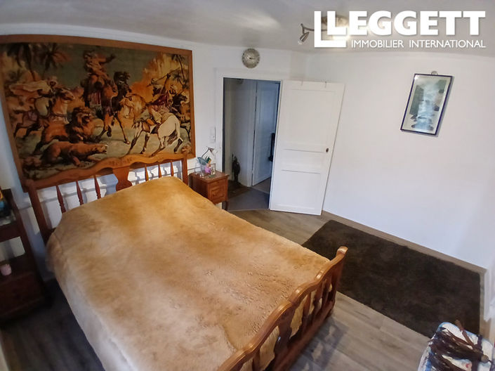Image No.3-3 Bed House for sale