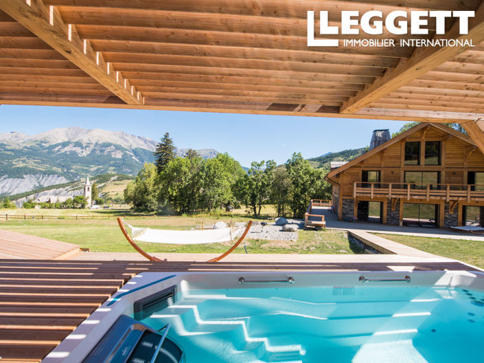 Image No.4-7 Bed House for sale