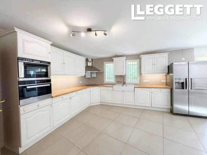 Image No.6-3 Bed House for sale