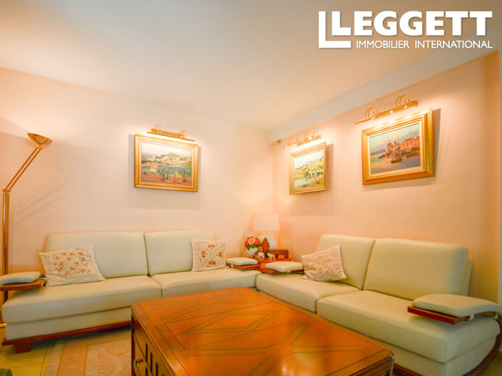 Image No.9-4 Bed House for sale