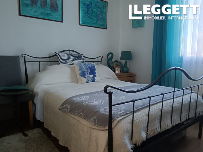 Image No.7-3 Bed House for sale
