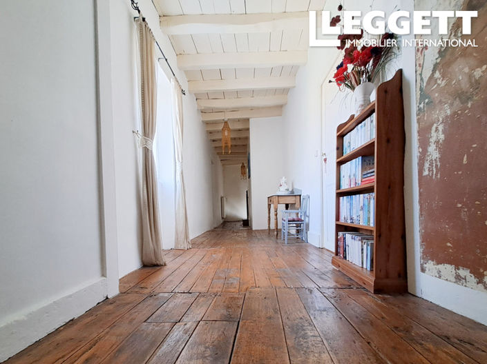 Image No.7-4 Bed House for sale
