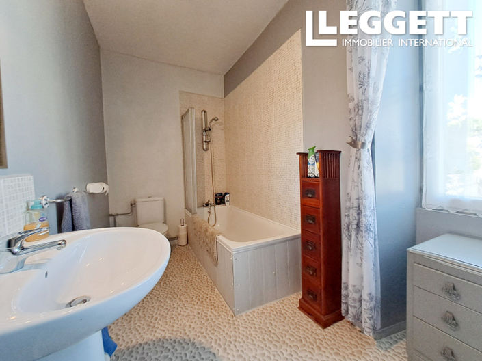 Image No.9-4 Bed House for sale