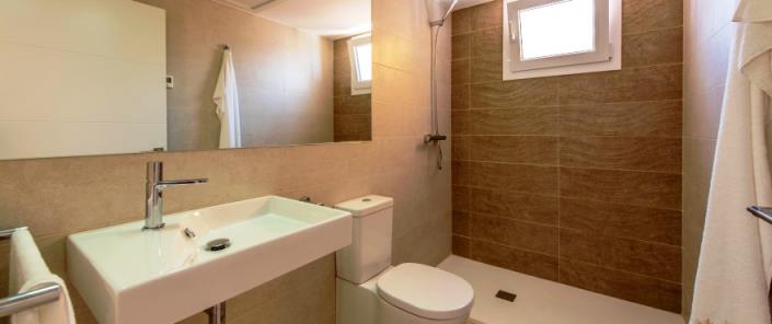 Image No.14-3 Bed Apartment for sale