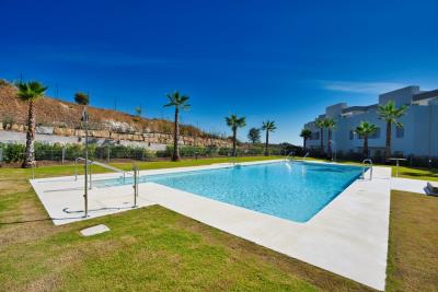 A5_Natura_townhouses_pool_Oct-2020