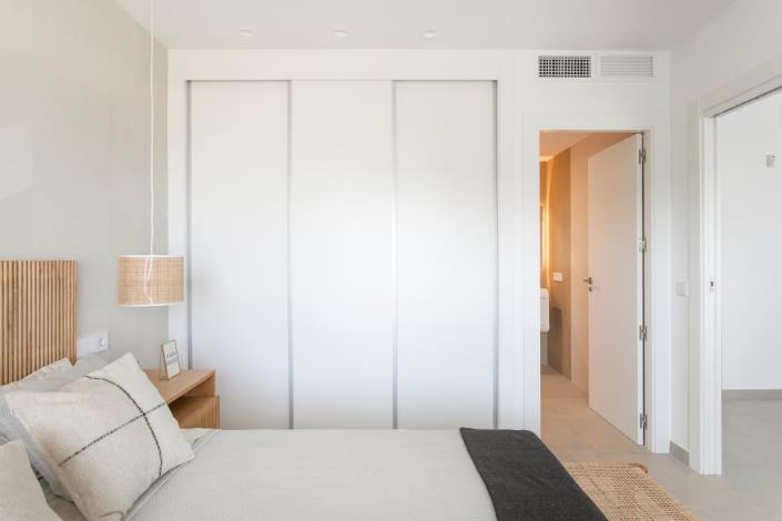 Image No.30-3 Bed Apartment for sale