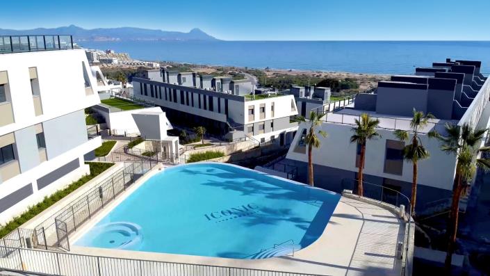 Image No.7-3 Bed Apartment for sale