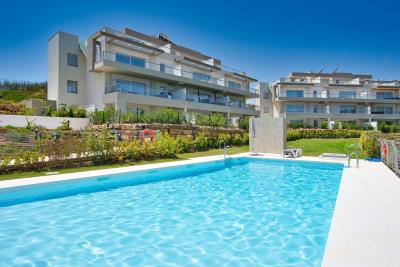 A3-1_Harmony_apartments_La-_Cala_Golf_pool_Jul-2022