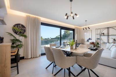 B4_Marbella_Lake_Nueva-Andalucia_salon-July2024-penthouse