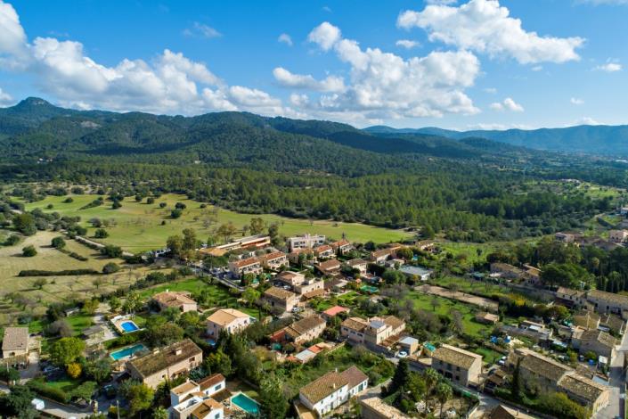 Image No.27-3 Bed Townhouse for sale