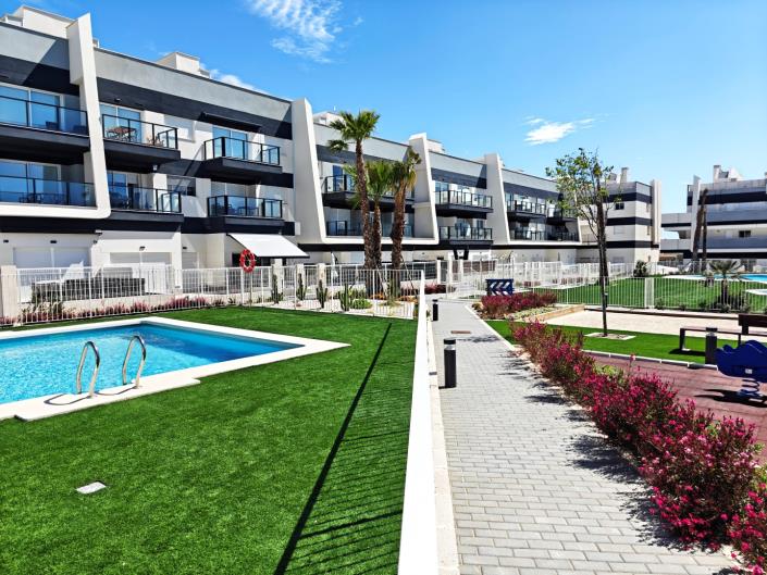 Image No.9-3 Bed Apartment for sale