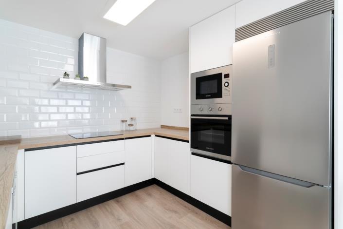 Image No.21-3 Bed Apartment for sale