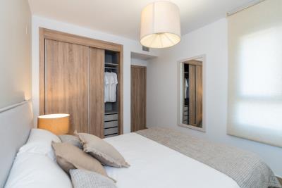 B5-4-Sunny-Golf-apartments-Estepona-bedroom_Abril-24