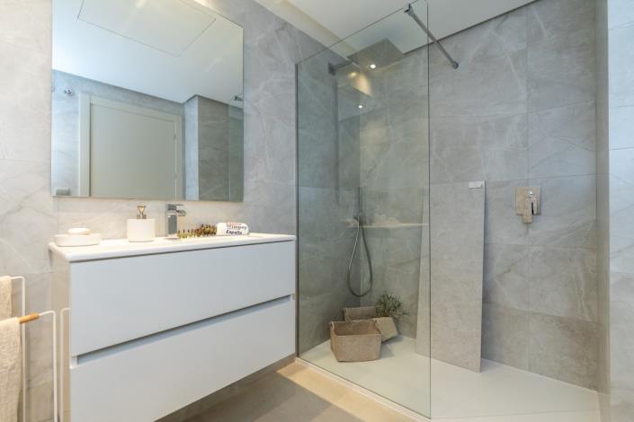 Image No.19-3 Bed Apartment for sale