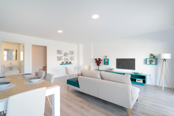 Image No.9-3 Bed Semi-Detached for sale