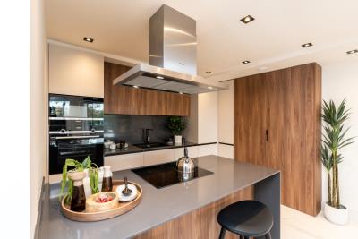 B6_Mare-apartments-Marbella-Kitchen-March-24