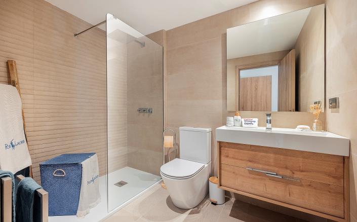 Image No.19-2 Bed Apartment for sale