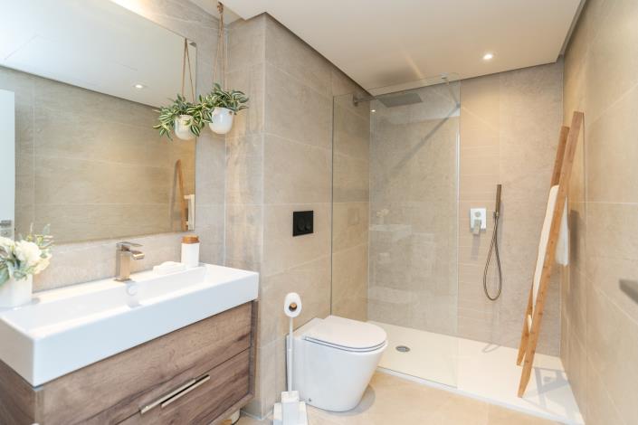 Image No.16-2 Bed Apartment for sale