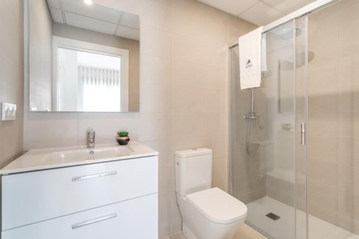 Image No.30-2 Bed Apartment for sale