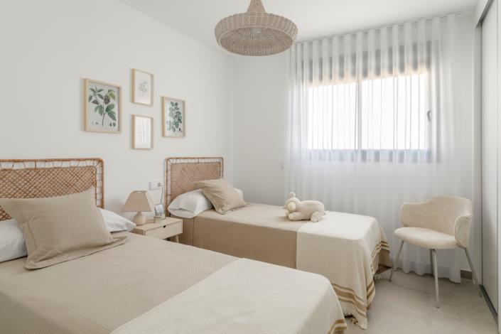 Image No.20-3 Bed Apartment for sale