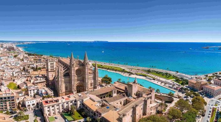 Image No.18-2 Bed Apartment for sale