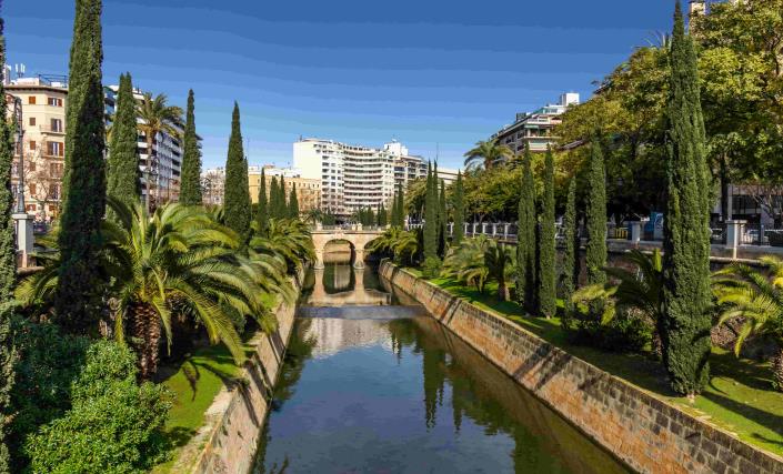 Image No.20-2 Bed Apartment for sale