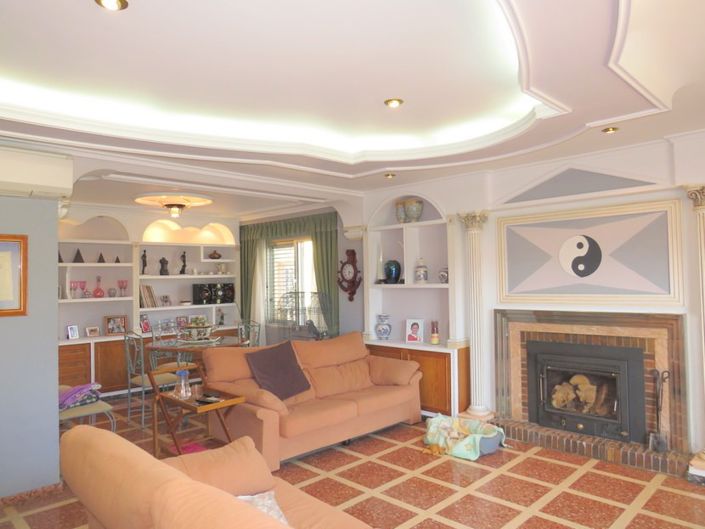 Image No.5-5 Bed Villa for sale