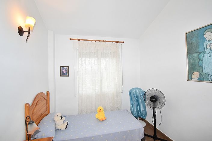 Image No.10-5 Bed Townhouse for sale