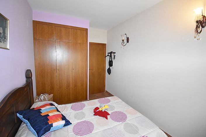 Image No.15-5 Bed Townhouse for sale