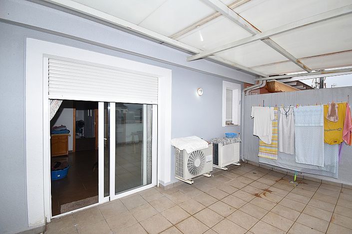 Image No.33-5 Bed Townhouse for sale