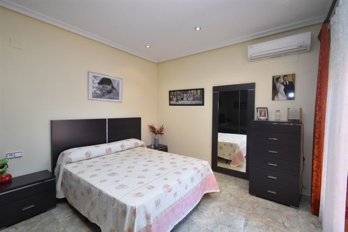 Image No.15-Villa de 4 chambres à vendre à La Pobla de Vallbona