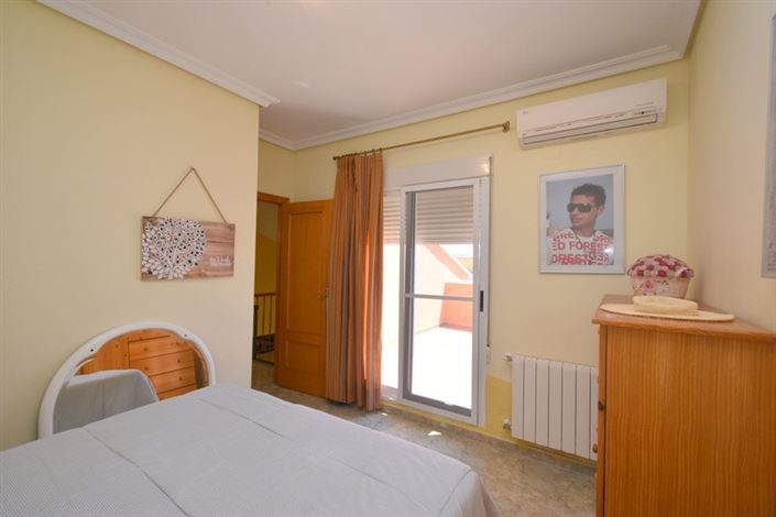 Image No.21-Villa de 4 chambres à vendre à La Pobla de Vallbona