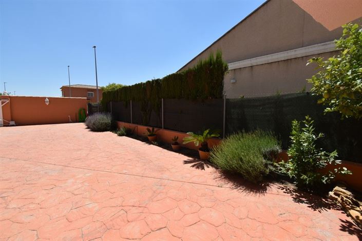 Image No.30-Villa de 4 chambres à vendre à La Pobla de Vallbona