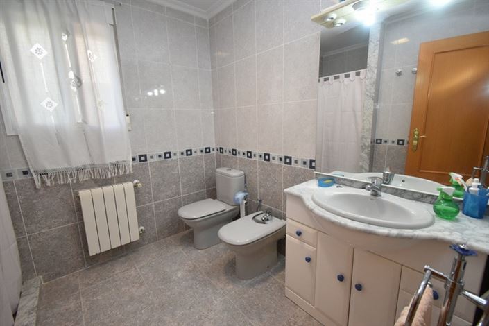 Image No.10-Villa de 4 chambres à vendre à La Pobla de Vallbona