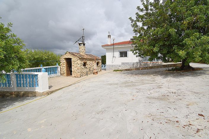 Image No.20-3 Bed Villa for sale