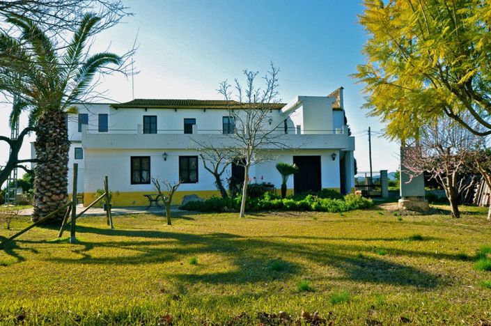 Image No.1-11 Bed Villa for sale