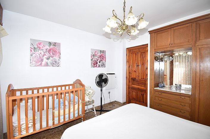 Image No.19-5 Bed Villa for sale